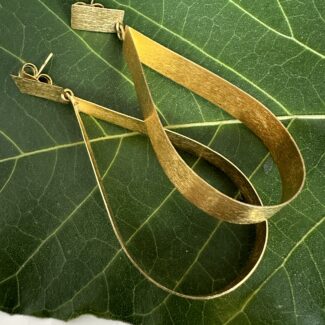 Solo Drop Earrings